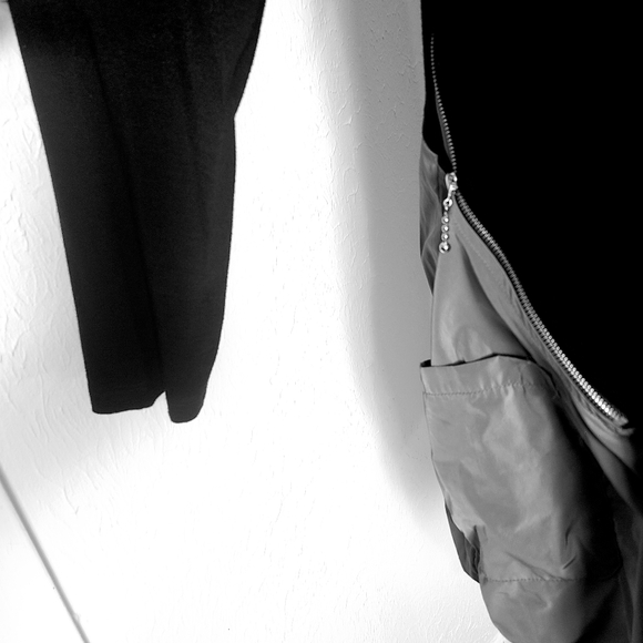 Comfy USA Sara Tunic Dress Black/Gray Mixed Material Size Large RARE Futuristic - Picture 5 of 15